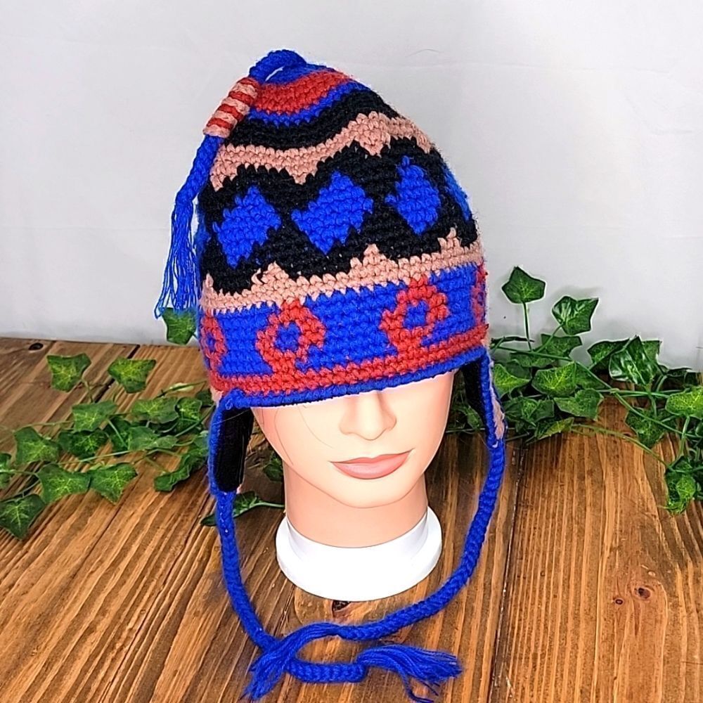 Screamer. Knit Beanie. Lined. OSFA. EUC